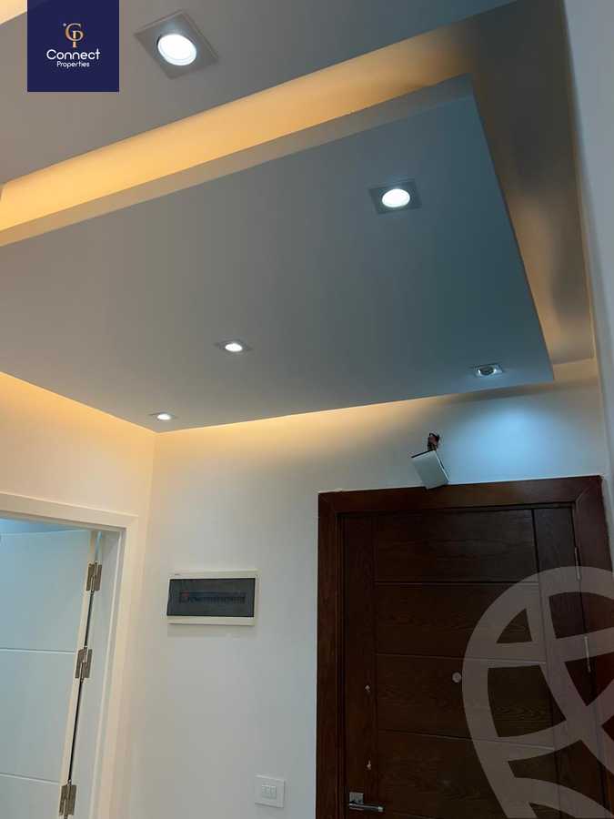 https://aqarmap.com.eg/en/listing/5726428-for-sale-cairo-new-cairo-compounds-hyde-park-centre-ville-hyde-park