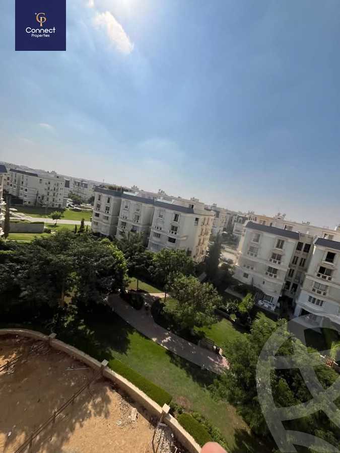 https://aqarmap.com.eg/en/listing/5744265-for-sale-cairo-new-cairo-compounds-mountain-view-hyde-park
