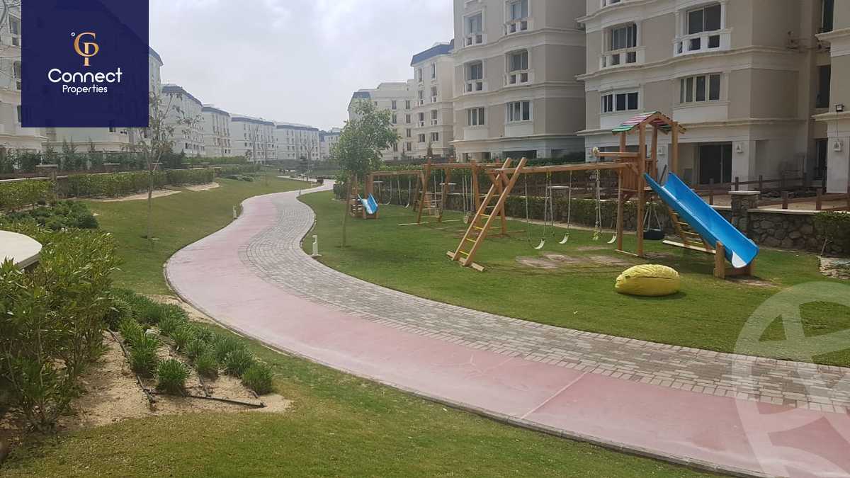 https://aqarmap.com.eg/ar/listing/5744316-for-sale-cairo-new-cairo-compounds-mountain-view-hyde-park