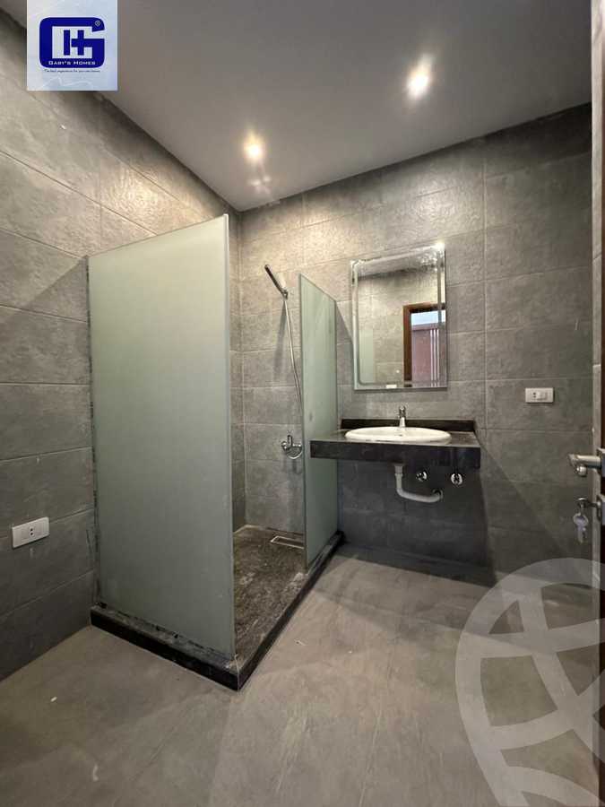 https://aqarmap.com.eg/en/listing/5400774-for-rent-cairo-new-cairo-compounds-villette-kmbwnd-sky-kwndwz-swdyk-villette