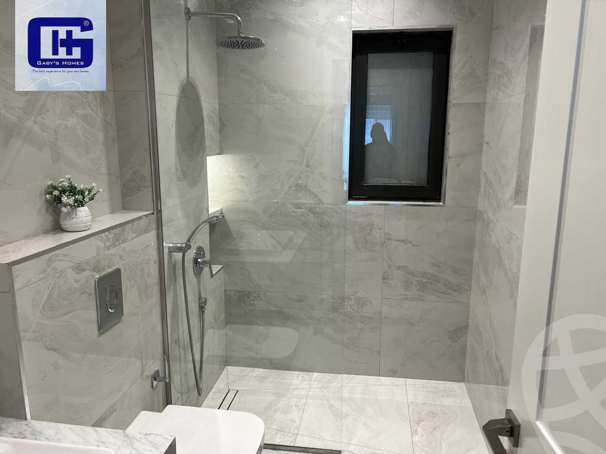 https://aqarmap.com.eg/en/listing/5423713-for-rent-cairo-new-cairo-compounds-lakeview-residence