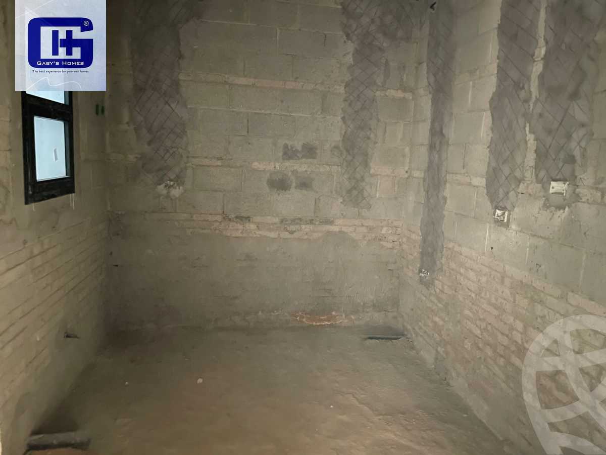 https://aqarmap.com.eg/en/listing/5710974-for-sale-cairo-new-cairo-compounds-villette-kmbwnd-sky-kwndwz-swdyk-villette