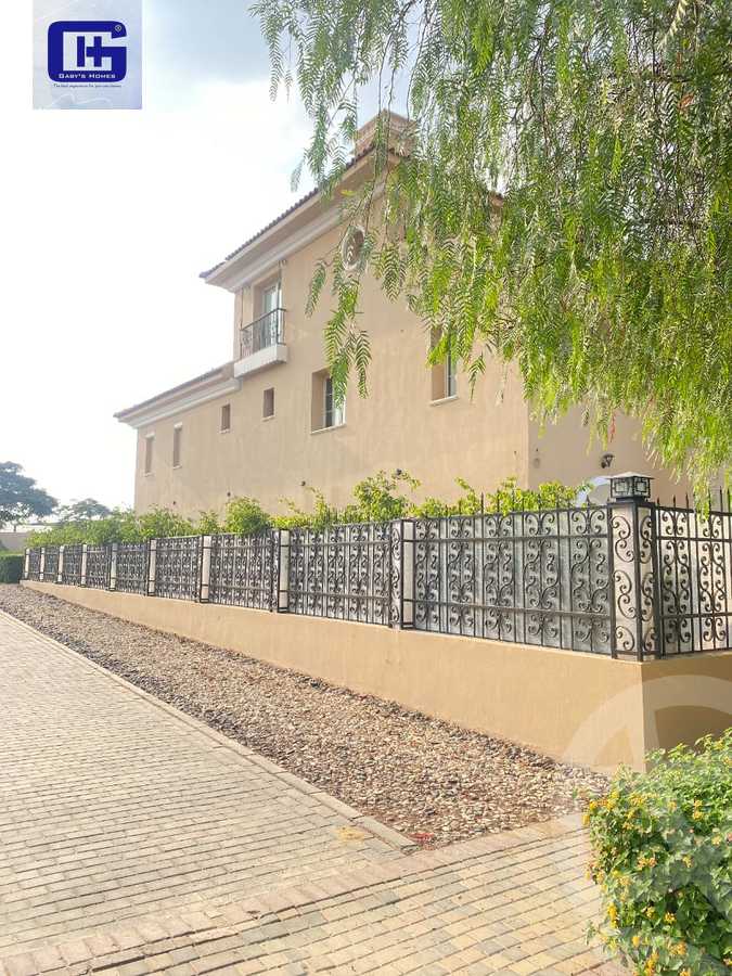 https://aqarmap.com.eg/en/listing/5712317-for-sale-cairo-new-cairo-compounds-hyde-park-centre-ville-hyde-park