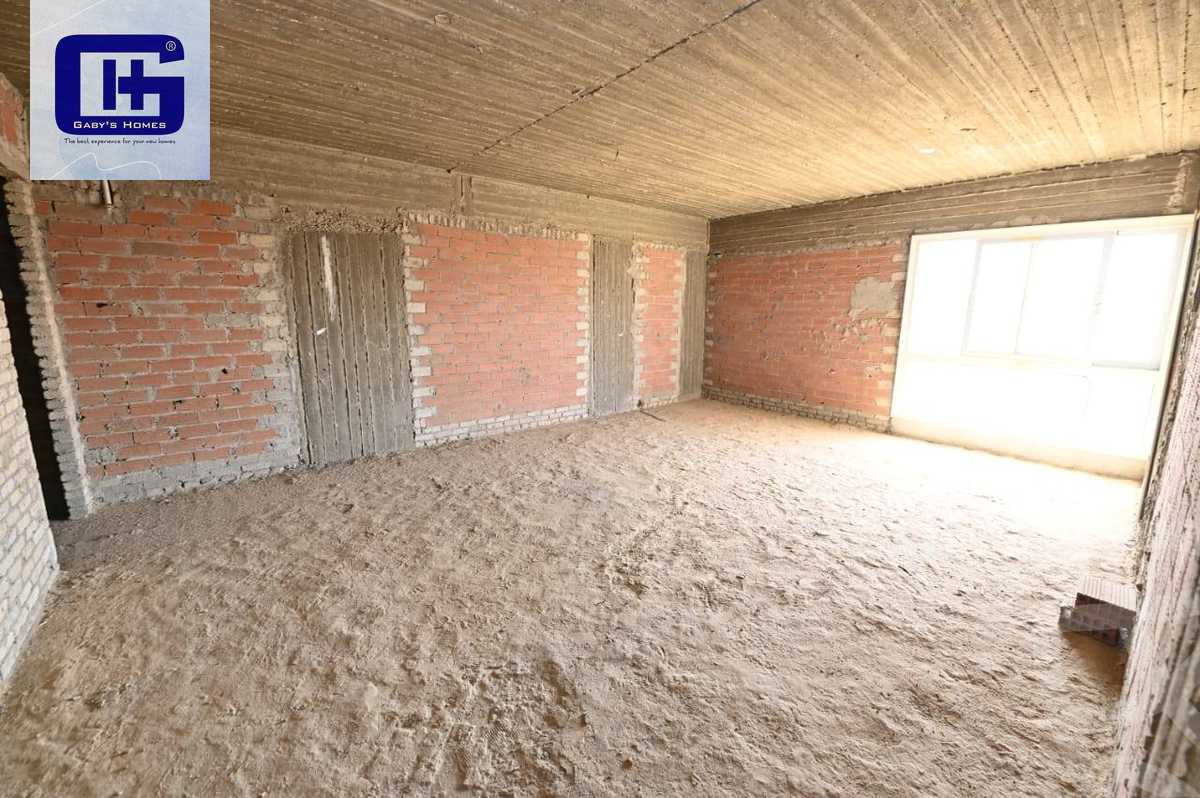 https://aqarmap.com.eg/en/listing/5720022-for-sale-cairo-new-cairo-compounds-mountain-view-hyde-park