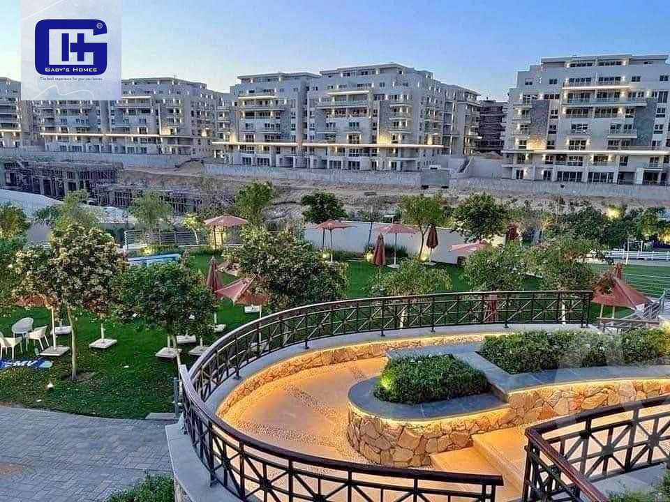 https://aqarmap.com.eg/en/listing/5720022-for-sale-cairo-new-cairo-compounds-mountain-view-hyde-park