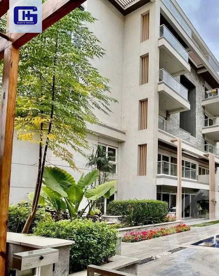 https://aqarmap.com.eg/en/listing/5720022-for-sale-cairo-new-cairo-compounds-mountain-view-hyde-park