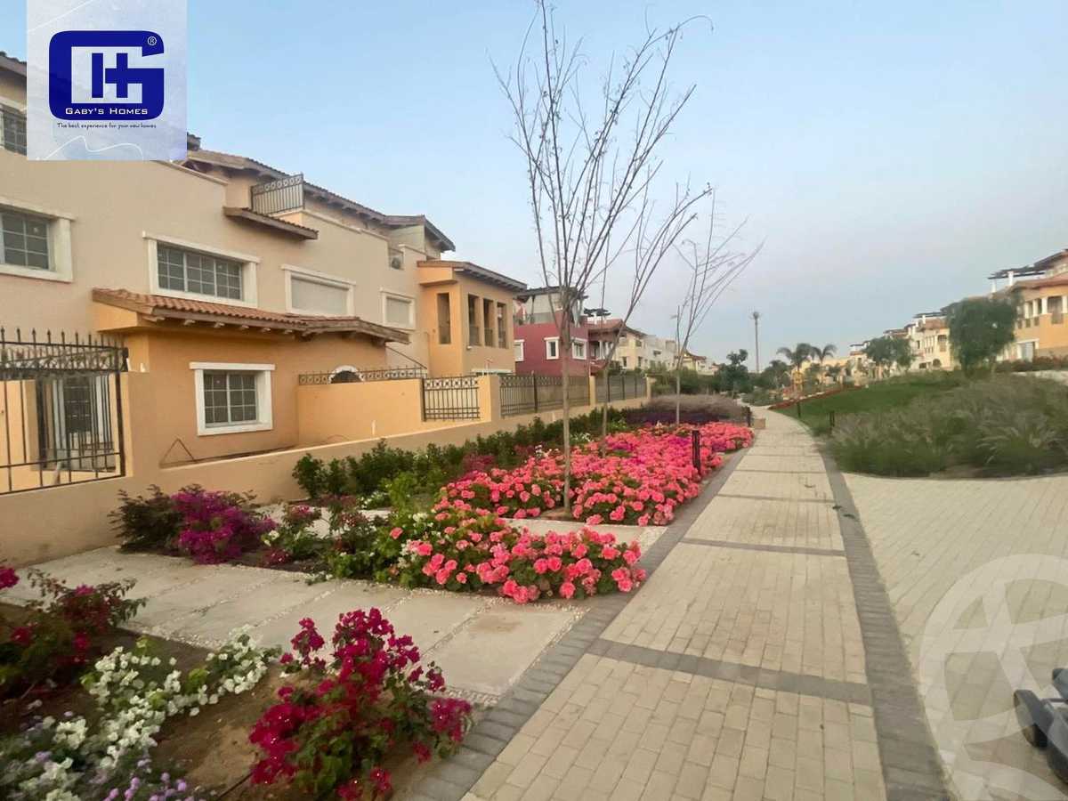 https://aqarmap.com.eg/ar/listing/5720355-for-sale-cairo-new-cairo-compounds-hyde-park-centre-ville-hyde-park
