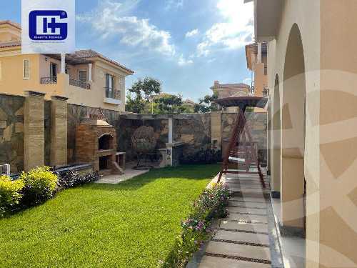 https://aqarmap.com.eg/ar/listing/5821378-for-sale-cairo-new-cairo-compounds-hyde-park-centre-ville-hyde-park