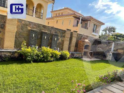 https://aqarmap.com.eg/ar/listing/5821378-for-sale-cairo-new-cairo-compounds-hyde-park-centre-ville-hyde-park