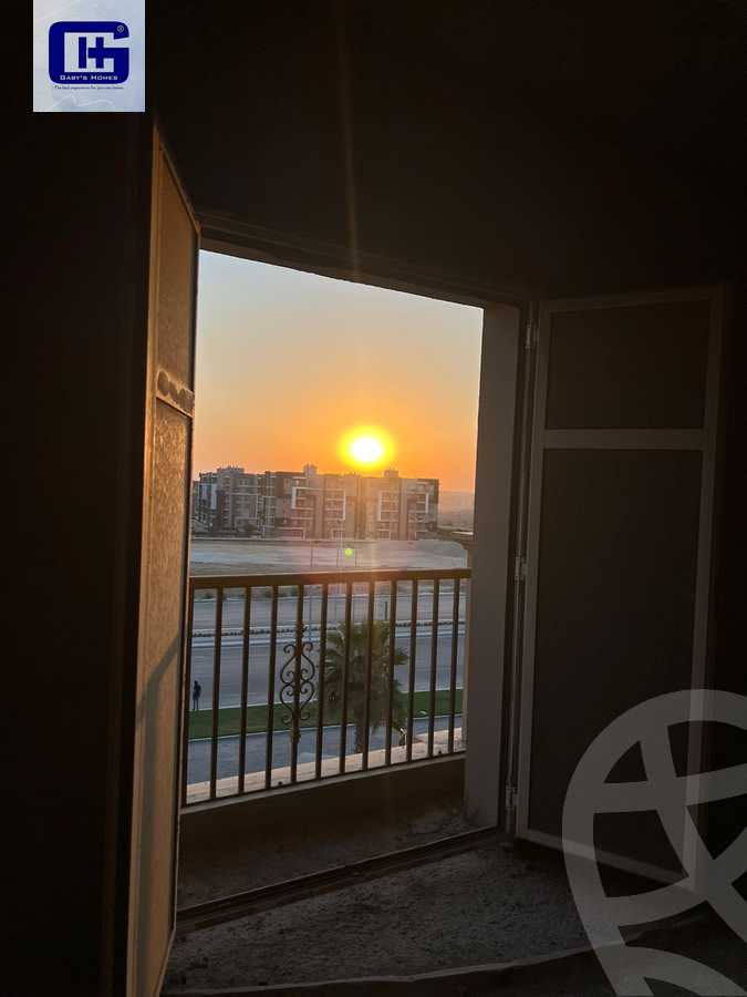 https://aqarmap.com.eg/en/listing/5830219-for-sale-cairo-new-cairo-compounds-hyde-park-greens-hyde-park-compound