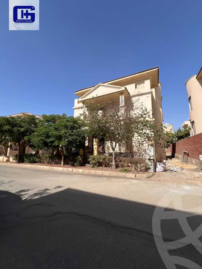 https://aqarmap.com.eg/en/listing/5833156-for-sale-cairo-new-cairo-compounds-maxim-country-club