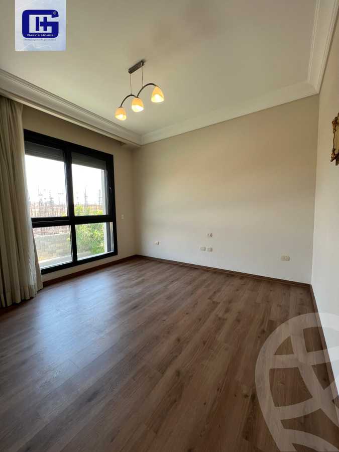 https://aqarmap.com.eg/en/listing/5845615-for-sale-cairo-new-cairo-compounds-el-patio-oro