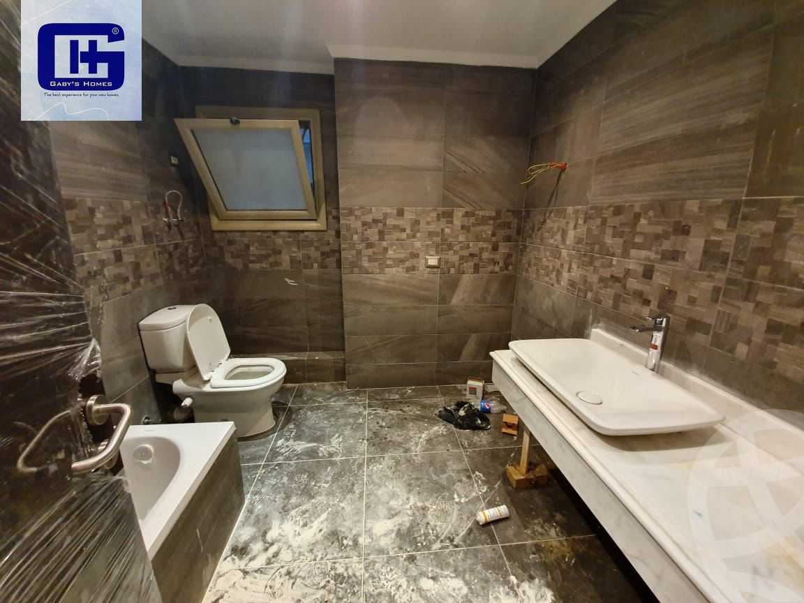 https://aqarmap.com.eg/en/listing/5889708-for-rent-cairo-new-cairo-compounds-moon-valley