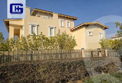 https://aqarmap.com.eg/en/listing/5906291-for-sale-cairo-new-cairo-compounds-hyde-park-centre-ville-hyde-park