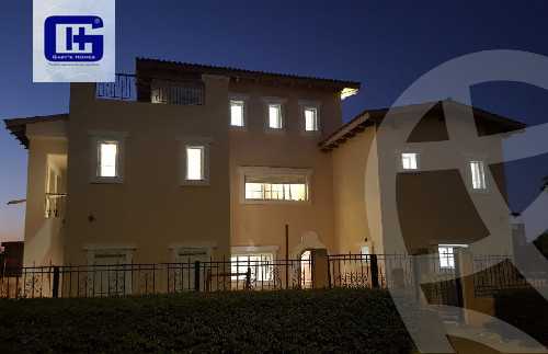 https://aqarmap.com.eg/en/listing/5906291-for-sale-cairo-new-cairo-compounds-hyde-park-centre-ville-hyde-park
