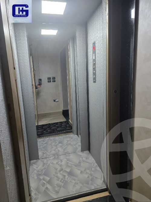 https://aqarmap.com.eg/en/listing/5906291-for-sale-cairo-new-cairo-compounds-hyde-park-centre-ville-hyde-park