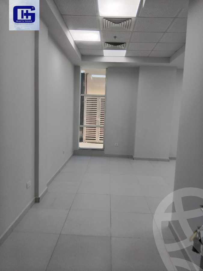 https://aqarmap.com.eg/en/listing/5943080-for-sale-cairo-new-cairo-compounds-bznys-bls-ktlyst-llttwyr
