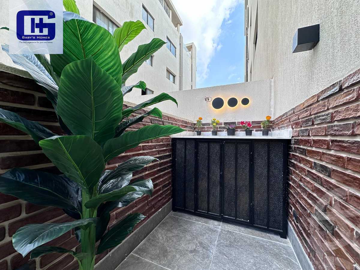 https://aqarmap.com.eg/en/listing/5997404-for-rent-cairo-new-cairo-compounds-lakeview-residence