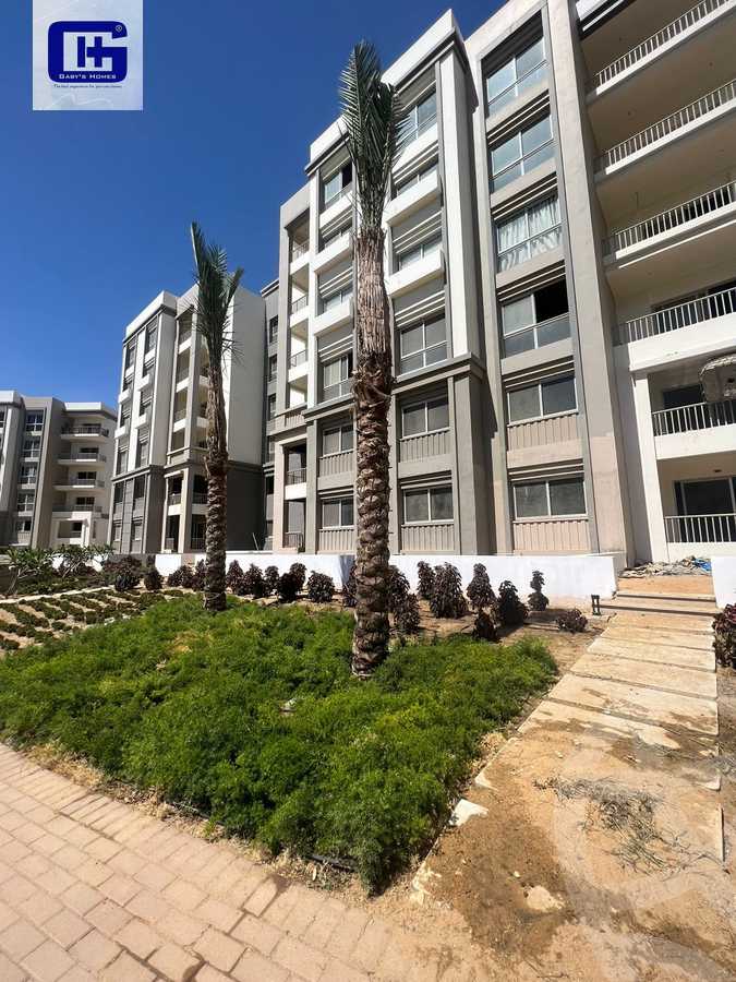 https://aqarmap.com.eg/en/listing/6054032-for-sale-cairo-new-cairo-compounds-garden-residence-hyde-park