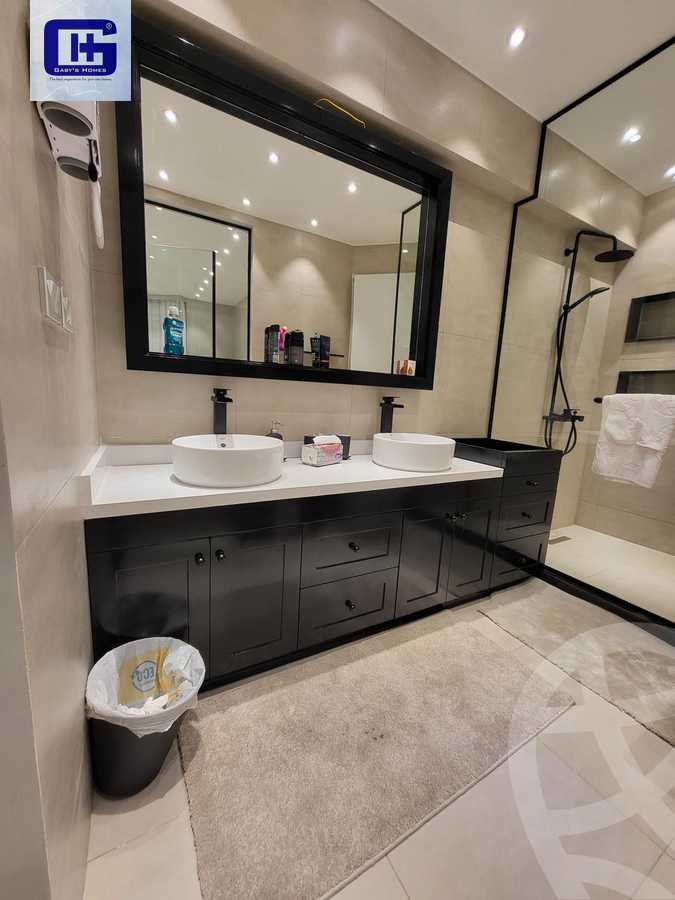 https://aqarmap.com.eg/en/listing/6125754-for-sale-cairo-new-cairo-compounds-mountain-view-hyde-park