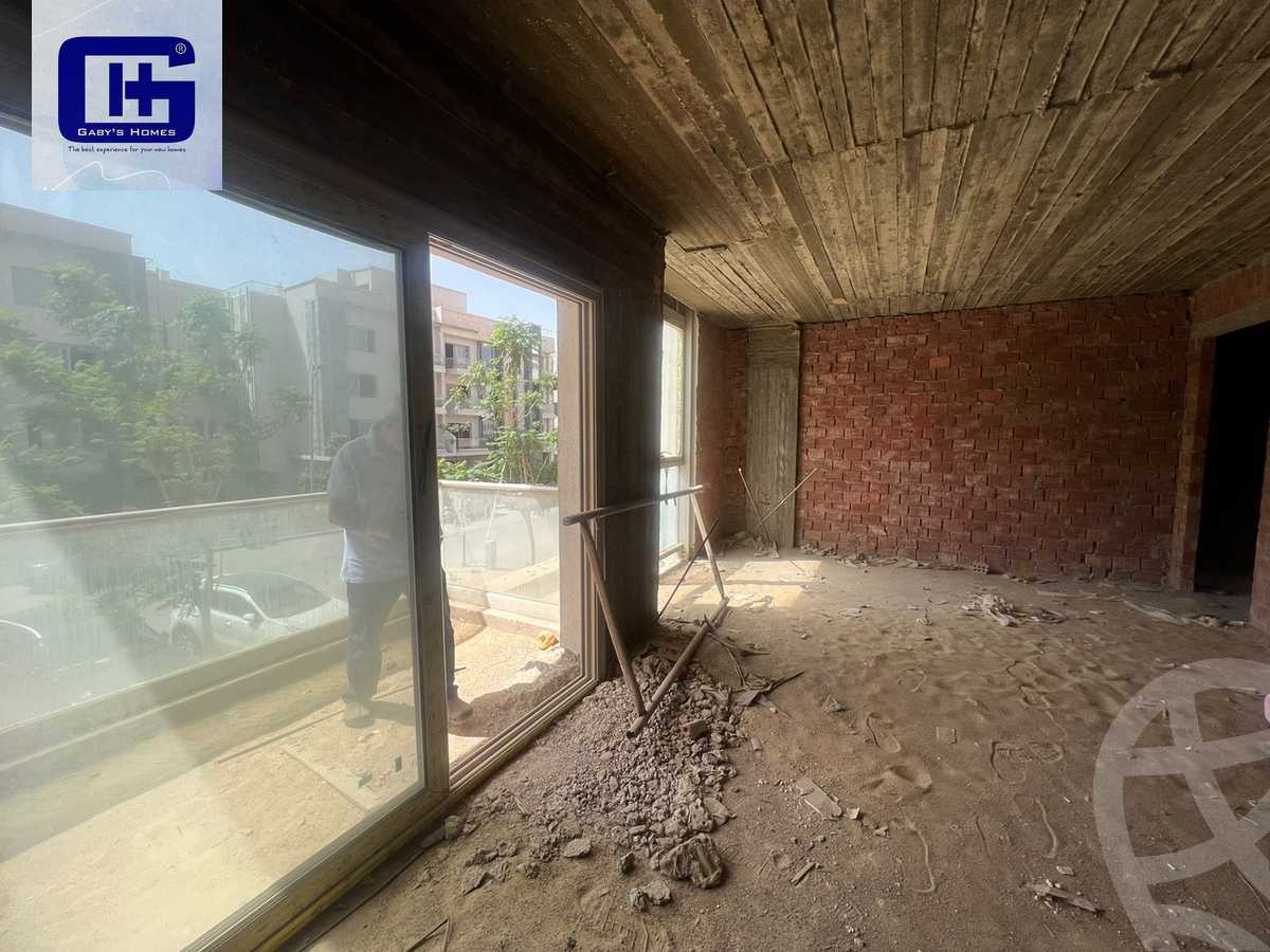 https://aqarmap.com.eg/ar/listing/6153166-for-sale-cairo-new-cairo-compounds-moon-valley