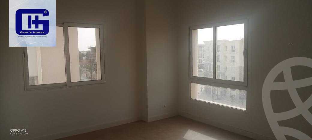 https://aqarmap.com.eg/ar/listing/6219120-for-sale-cairo-new-cairo-compounds-mivida-mivida-business-park-emaar