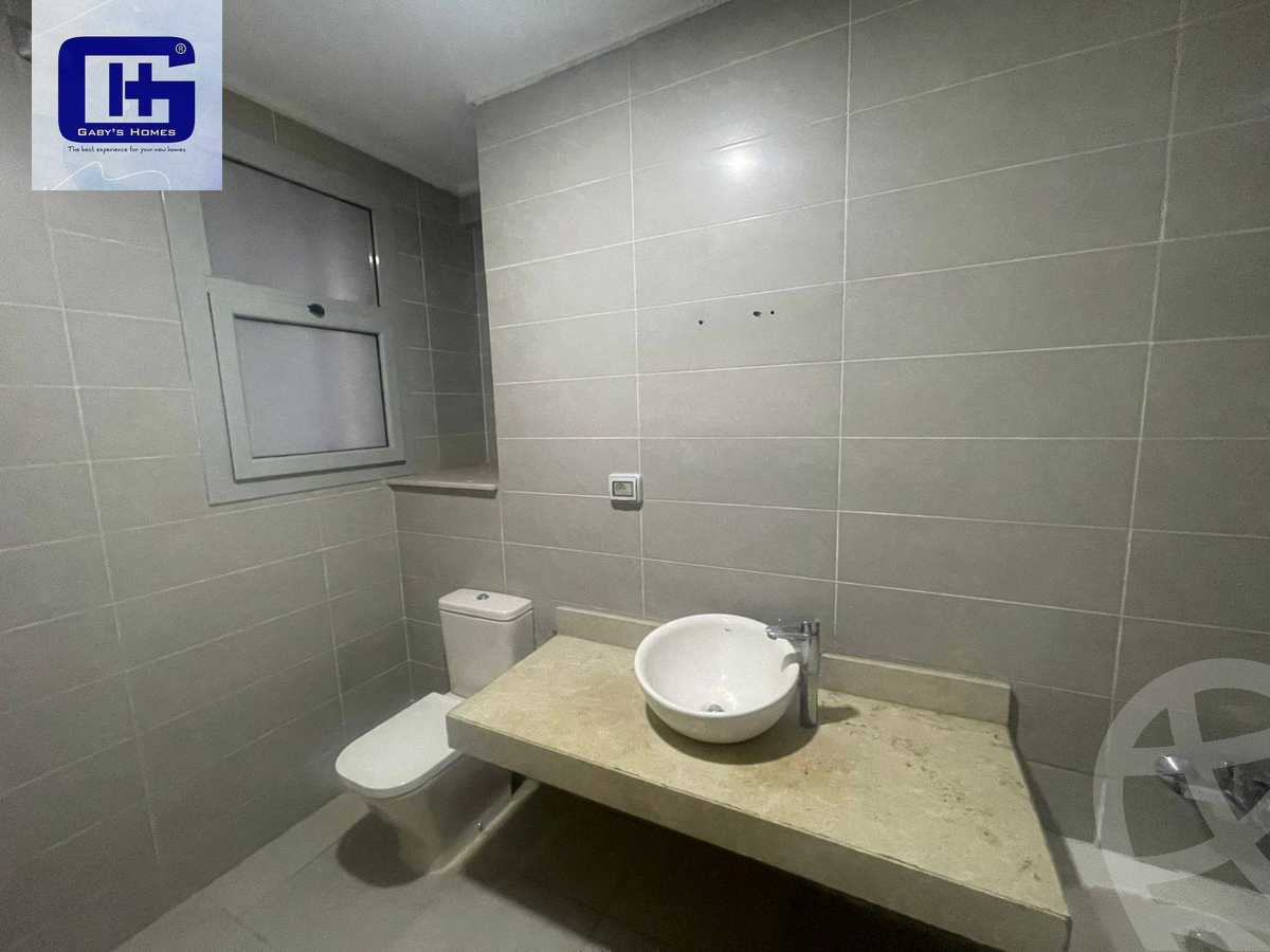 https://aqarmap.com.eg/ar/listing/6225881-for-sale-cairo-new-cairo-compounds-kmbwnd-fyldj-jyt-blm-hylz