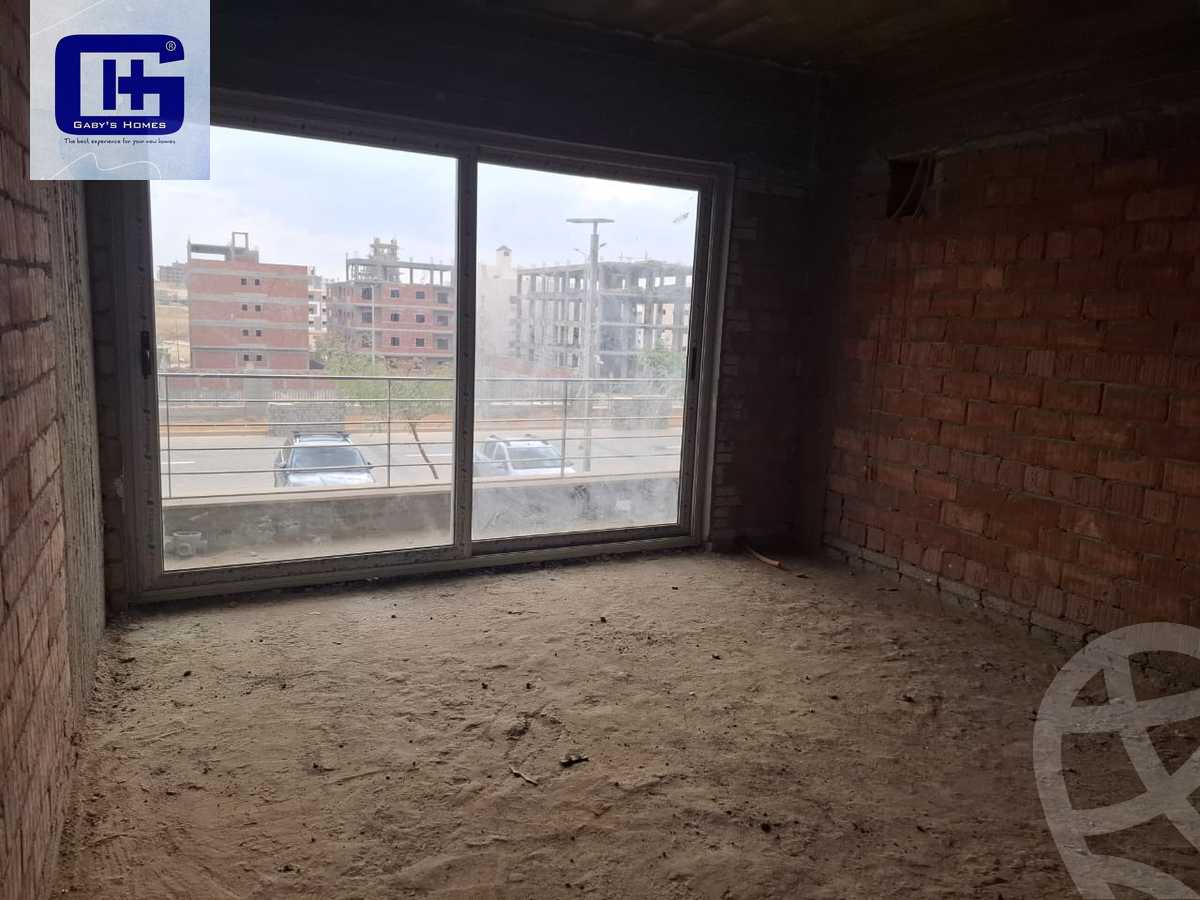 https://aqarmap.com.eg/en/listing/6269454-for-sale-cairo-new-cairo-compounds-blm-hylz-nyw-kyrw