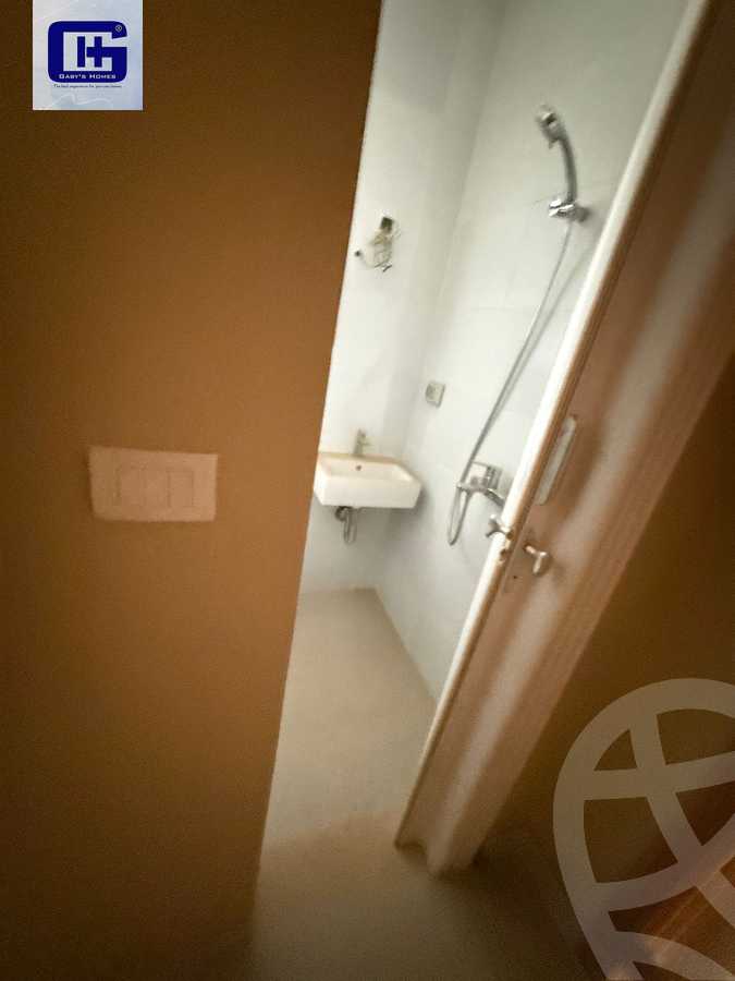 https://aqarmap.com.eg/en/listing/6301549-for-sale-cairo-new-cairo-compounds-villette-vy-ryzydns-villette