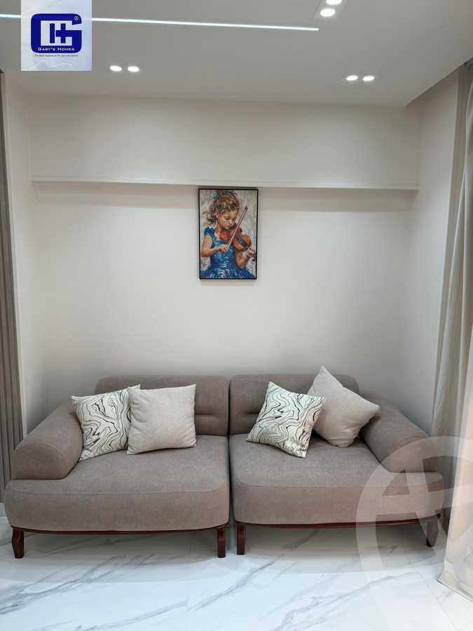https://aqarmap.com.eg/ar/listing/6423625-for-sale-cairo-new-cairo-compounds-moon-valley