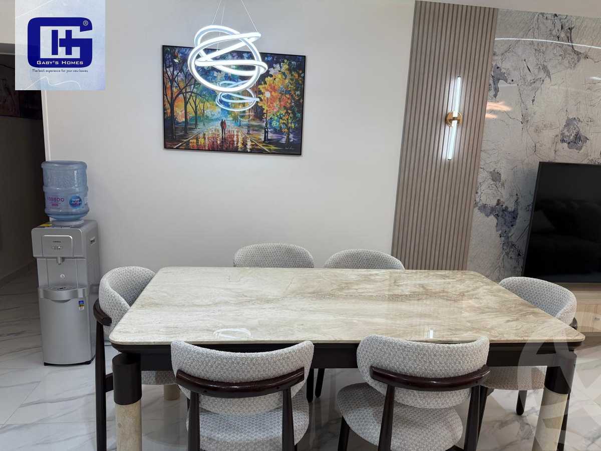 https://aqarmap.com.eg/ar/listing/6423625-for-sale-cairo-new-cairo-compounds-moon-valley