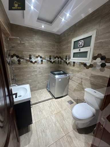 https://aqarmap.com.eg/ar/listing/5204802-for-sale-cairo-heliopolis-roxy-square-al-ahram-st