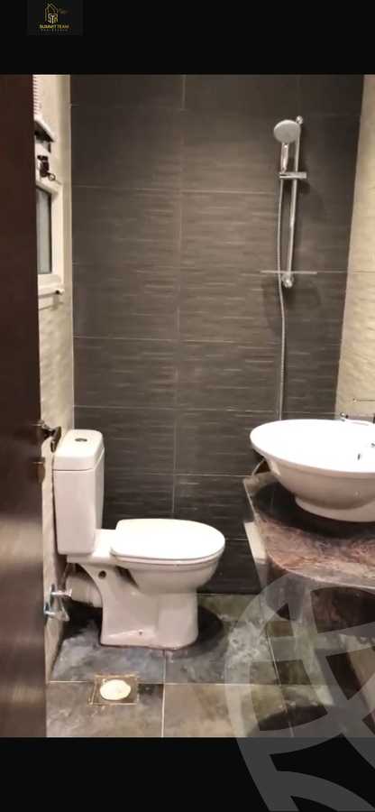 https://aqarmap.com.eg/en/listing/5810655-for-sale-cairo-new-cairo-madinaty-sixth-zone-buildings-ragab-sons