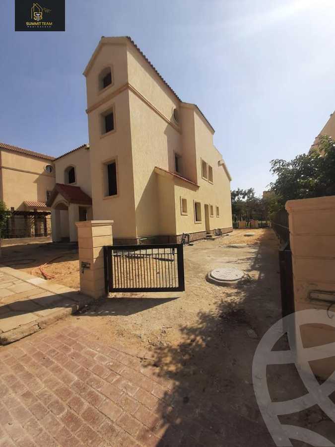 https://aqarmap.com.eg/en/listing/5876580-for-sale-cairo-new-cairo-madinaty-lmntq-lwl-fylt-group-5