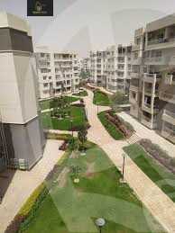 https://aqarmap.com.eg/ar/listing/6327853-for-sale-cairo-new-cairo-madinaty-tenth-zone-buildings-group-103