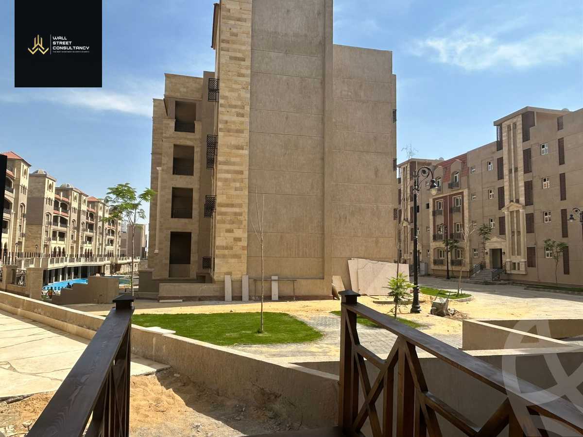 https://aqarmap.com.eg/en/listing/5512961-for-sale-cairo-new-cairo-compounds-rock-vera