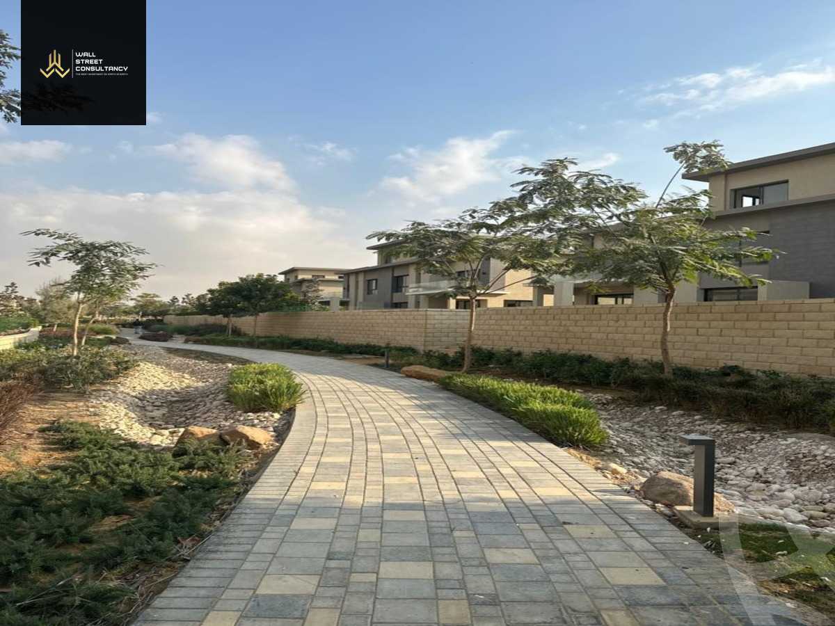 https://aqarmap.com.eg/en/listing/5633445-for-sale-cairo-new-cairo-compounds-swan-lake-the-phoenix-hassan-allam