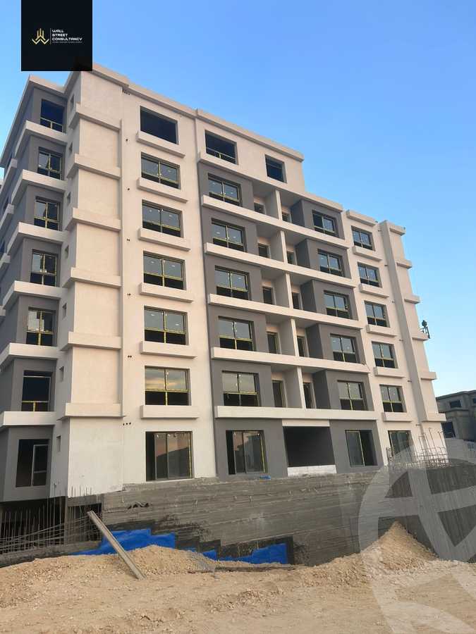 https://aqarmap.com.eg/ar/listing/5507815-for-sale-cairo-new-cairo-compounds-kmbwnd-kryk-twn-il-cazar