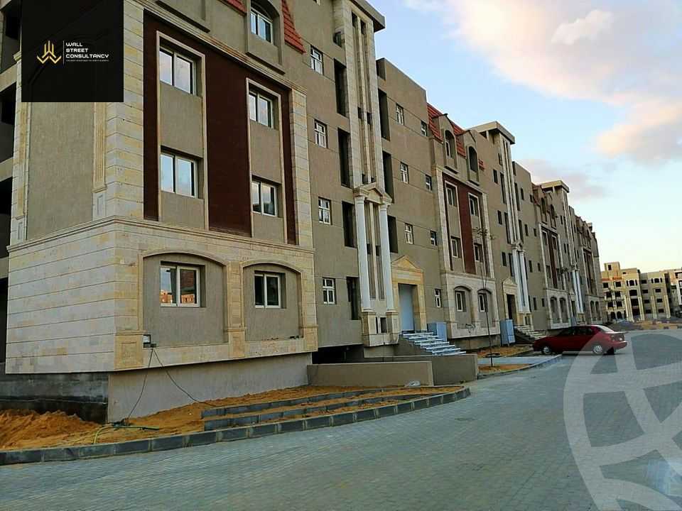 https://aqarmap.com.eg/en/listing/5508929-for-sale-cairo-new-cairo-compounds-rock-vera