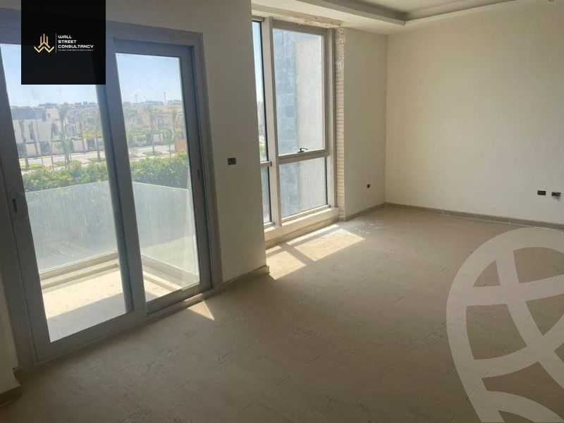 https://aqarmap.com.eg/en/listing/5509007-for-sale-cairo-new-cairo-compounds-moon-valley