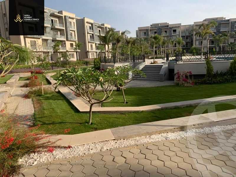https://aqarmap.com.eg/en/listing/5509007-for-sale-cairo-new-cairo-compounds-moon-valley