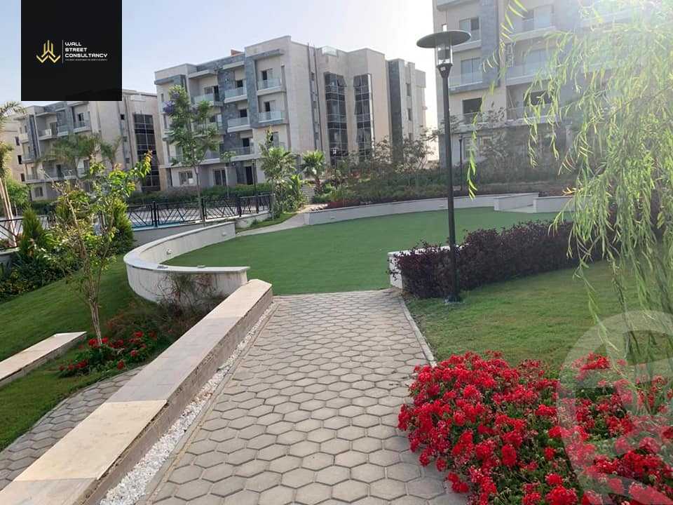 https://aqarmap.com.eg/en/listing/5509154-for-sale-cairo-new-cairo-compounds-moon-valley
