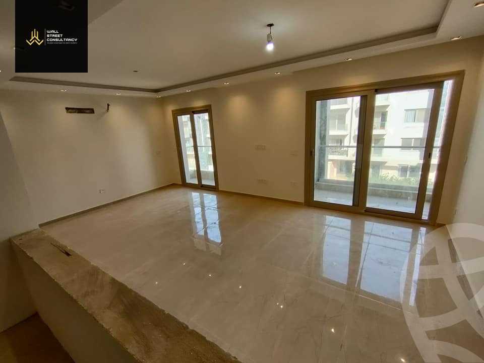 https://aqarmap.com.eg/en/listing/5509893-for-sale-cairo-new-cairo-compounds-galleria-moon-valley