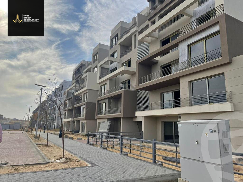 https://aqarmap.com.eg/en/listing/5517373-for-sale-cairo-new-cairo-compounds-blm-hylz-nyw-kyrw