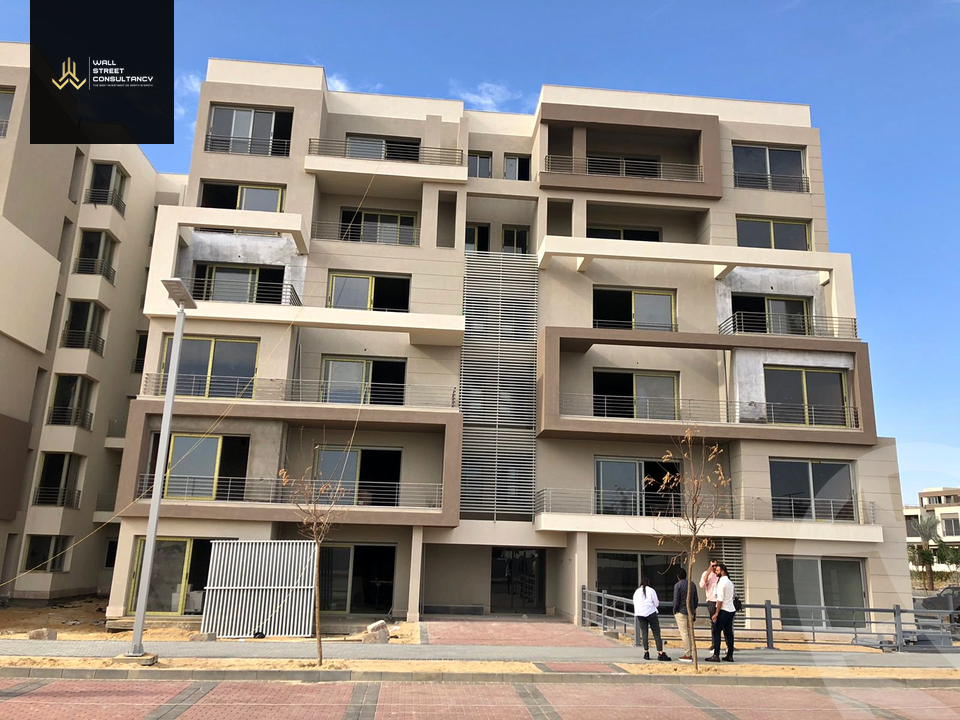 https://aqarmap.com.eg/ar/listing/5517472-for-sale-cairo-new-cairo-compounds-blm-hylz-nyw-kyrw