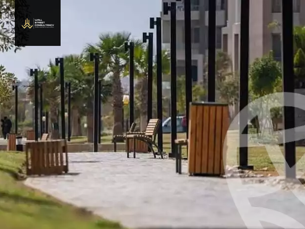 https://aqarmap.com.eg/en/listing/5521669-for-sale-cairo-new-cairo-compounds-blm-hylz-nyw-kyrw