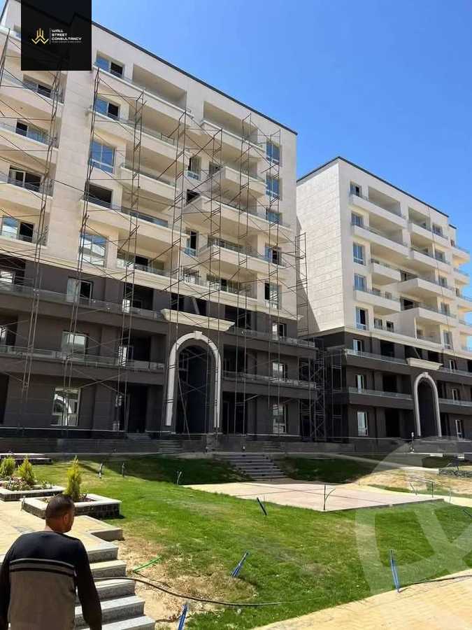 https://aqarmap.com.eg/ar/listing/5534350-for-sale-cairo-new-administrative-capital-r8-de-joya-4-compound-taj-misr