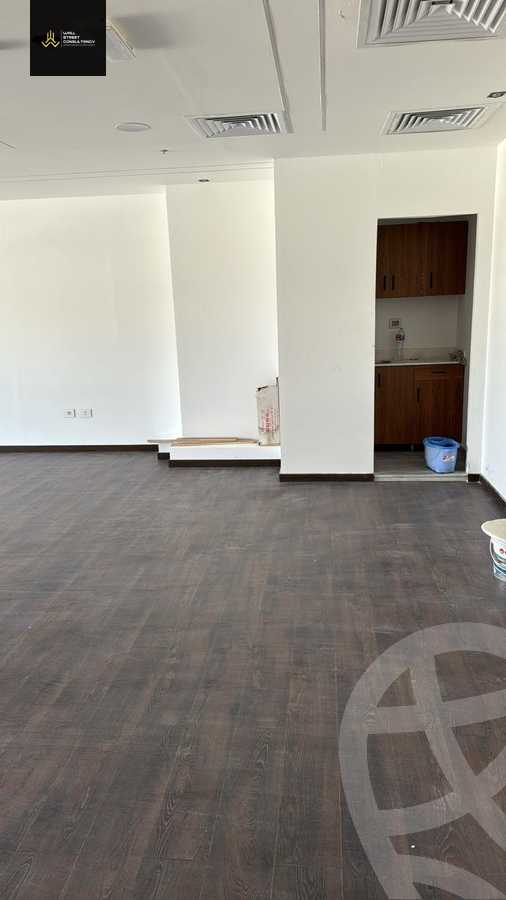 https://aqarmap.com.eg/en/listing/5555352-for-rent-cairo-new-cairo-compounds-mivida-mivida-business-park-emaar