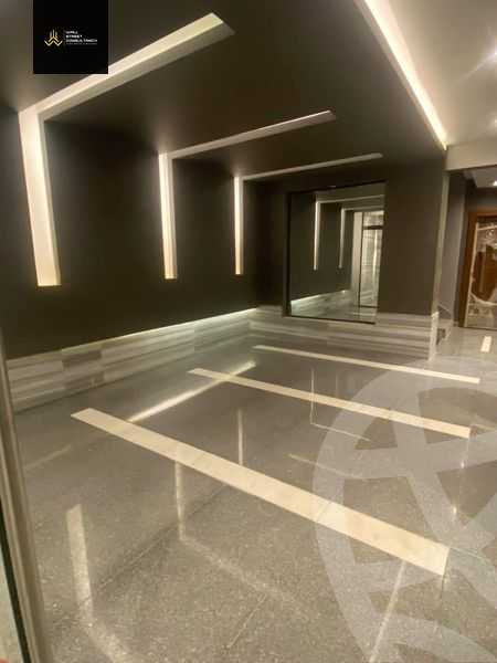 https://aqarmap.com.eg/en/listing/5576312-for-sale-cairo-new-cairo-compounds-el-patio-oro