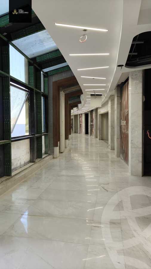 https://aqarmap.com.eg/ar/listing/5662679-for-sale-cairo-new-cairo-compounds-rock-gold-mall-el-batal